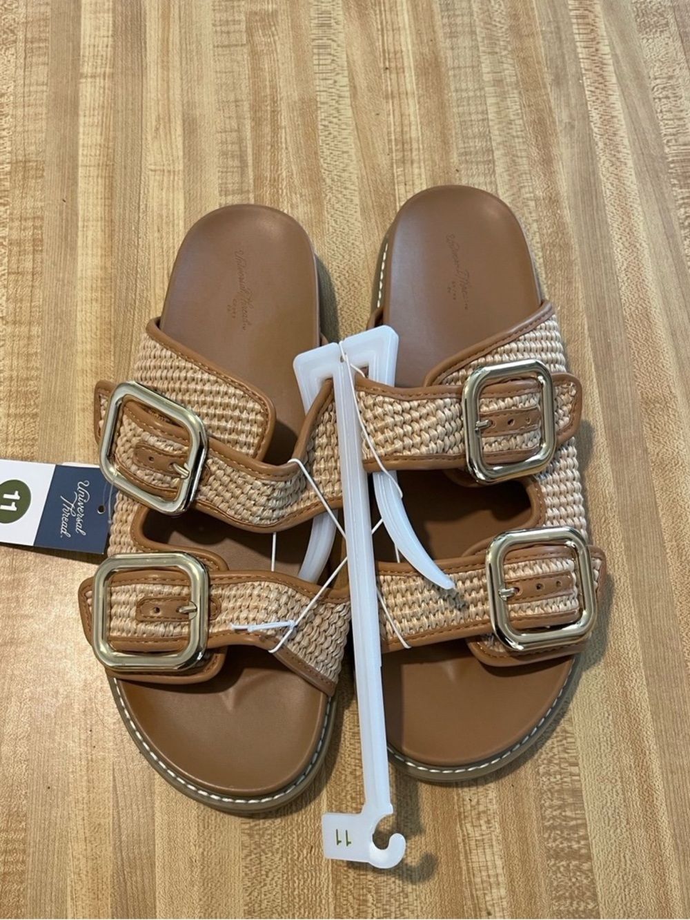 Universal Thread Women’s Collin Sandals with Memory Foam Insole NWT size 11 - Picture 3 of 6